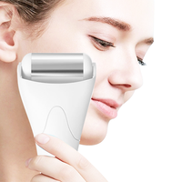 Beomeen-Rouleau à glace noir en acier inoxydable pour visage et yeux, outil de massage auto-soin, soulagement de la migraine et des poches, cadeau pour hommes et femmes