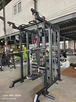 Équipement de sport multifonction tout-en-un pour l'entraînement sportif, y compris la machine Smith Power Rack pour une station de fitness pratique