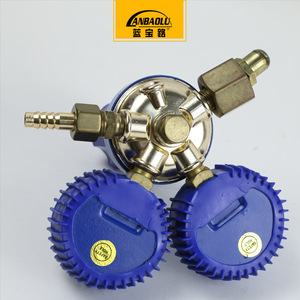 Régulateur de pression d'oxygène Lanbaolu à une seule étape avec manomètre pour utilisation avec une bouteille - Product Image 4