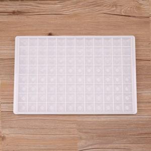 2023 pour <span class=keywords><strong>Amazon</strong></span> vente chaude grand 96 grille carré en plastique moule à glaçons Logo personnalisé <span class=keywords><strong>sorbetière</strong></span> avec grande capacité glacière - Product Image 3