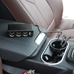 Convertisseur 24V vers 12V pour camions, transformateurs, séparateur 1-vers-3 pour camions et autobus de grande taille, prise allume-cigare, 1-vers-3 - Product Image 1