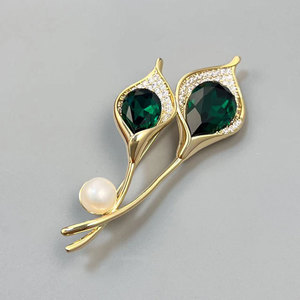 Calla Lily Brooch Gold Plated Blue Crystal Freshwater Pearl Women's Fashion Pin Party Accessory - Product Image 4