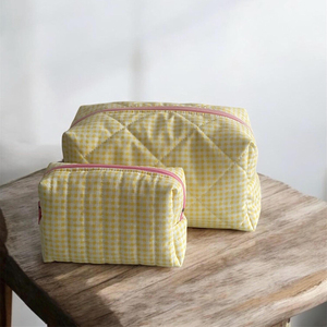 Borsa da Viaggio per Trucco Personalizzata in Gingham Giallo Crema <span class=keywords><strong>o</strong></span> <span class=keywords><strong>Borse</strong></span> Cosmetiche per Uso Quotidiano Personalizzabili con Logo per Donne e Ragazze - Product Image 1
