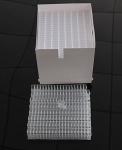 Cuvetes Plásticas Descartáveis para Pesquisa Laboratorial, Personalizáveis, OEM, Cuvetes Transparentes - Product Image 4