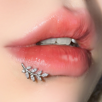 Piercing plat à enfiler 16G pour l'oreille (cartilage, hélix, tragus), le nez et le lèvre, avec zircone cubique, hypoallergénique