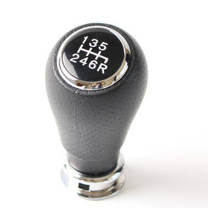 หัวเกียร์รถยนต์สำหรับฮอนด้า ซีอาร์-วี 6 สปีด คันเกียร์แบบแมนนวล ดีไซน์ตามหลักสรีรศาสตร์ หนังสีดำ - Product Image 1