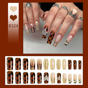 Uñas postizas largas con estampado de leopardo para otoño/invierno, con diseño 3D de flores en lámina dorada, para manicura DIY, accesorios de moda para clubes. - Product Image 2