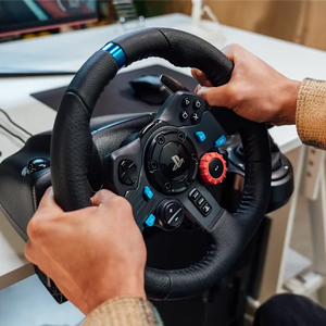 Volante de Carreras Logitech G29 Driving Force con Doble Motor y Force Feedback 900 °   Volante de Carreras Simulador con Engranaje Helicoidal de 3 Pedales USB para PS5, PS4, PS3, PC y Mac - Product Image 3