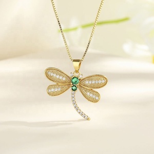 Colliers originaux en zircon plaqué or 18 carats, motif libellule exquise, vente en gros, bijoux de mode pour femmes - Product Image 3
