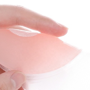 <span class=keywords><strong>Soutien</strong></span>-<span class=keywords><strong>gorge</strong></span> adhésif en Silicone de bonne qualité avec étui - Product Image 4