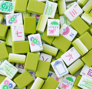 Jeu de Mahjong en PVC Écologique Style Américain Moderne QiXi, Motif Floral Vert Pâle, Tuiles Durables, Idéal pour Fêtes Familiales et Jeux de <span class=keywords><strong>Poker</strong></span> - Product Image 3