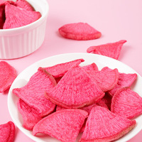 Gezonde veganistische vacuüm gefrituurde VF groente gedroogde wortelchips, knapperig en heerlijk, groothandel op maat gemaakte snacks