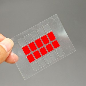 Cinta de Película PET Adhesiva Acrílica de Una Cara Sin Residuos para Sellado de Bolsas, Etiqueta Transparente Roja Fácil de Despegar - Product Image 2