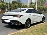 Utilisé pour Elantra 2023 1.5L CVT LUX SUV Premium |   Automatique, faible consommation de carburant, traction avant, équipement de sécurité complet, exportation