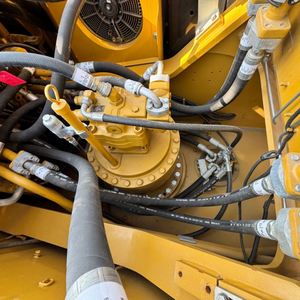 Excavatrice hydraulique sur chenilles Caterpillar 330DL d'occasion de 30 tonnes, de haute qualité, presque neuve, puissante, pour projets de construction - Product Image 6