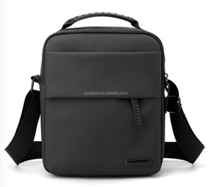 Designer-Umhängetasche für Herren, Crossbody-Seitentasche für Männer, Messenger-Tasche für Geschäft und Arbeit - Product Image 1