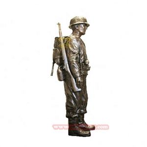 Statues de soldats américains Personnalisées Décorations écologiques <span class=keywords><strong>pour</strong></span> le jardin extérieur Sculpture en cuivre coulé en bronze <span class=keywords><strong>pour</strong></span> l'artisanat en métal à la maison - Product Image 1