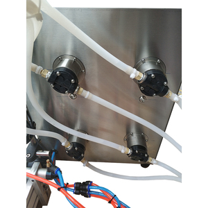 Machine <span class=keywords><strong>de</strong></span> remplissage automatique <span class=keywords><strong>de</strong></span> liquide avec pompe magnétique à 4 buses, convoyeur et capteur pour parfum - Product Image 4