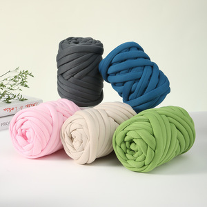 Fil à tricoter islandais épais et volumineux pour tricot à la main, écharpes, tricotage au bras, artisanat DIY, vente en gros, couleur personnalisée OEM - Product Image 3