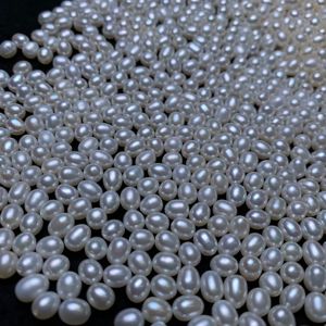 Collar de perlas sueltas de alto brillo, collar de perlas cultivadas con forma de arroz redondo de 5-6,5mm con medio perforado - Product Image 3