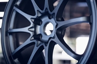 Jantes ultra légères sur mesure entièrement forgées 18 19 20 pouces style CE28N monobloc en alliage d'aluminium T6061 pour voitures sportives JDM