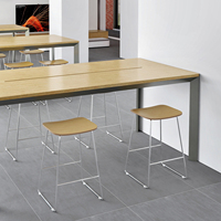 Tabouret de bar moderne sans dossier, assise incurvée en bois massif, pieds en acier électroplaqué, tabouret de comptoir avec repose-pieds, plusieurs hauteurs