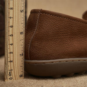 Mocassins en cuir pour homme, bout rond, à enfiler, respirants, dessus en cuir véritable, semelle extérieure en caoutchouc, semelle intermédiaire en EVA - Product Image 2
