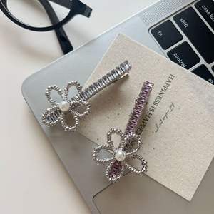 กิ๊บติดผมคริสตัลสีชมพูหรูหรา ประดับมุกหวาน ดอกไม้สไตล์วินเทจ ประดับเพชร - Product Image 3