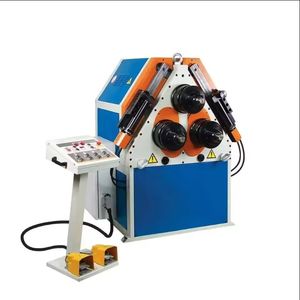 Machine à cintrer de profil de roulement d'<span class=keywords><strong>acier</strong></span> inoxydable d'angle d'<span class=keywords><strong>acier</strong></span> de rouleau de haute précision - Product Image 1