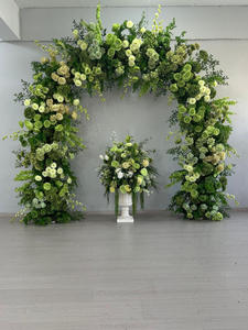 Arco Floreale Artificiale Vintage di Lusso con Centrotavola - Supporto per Sfondo Floreale in Rose di Seta <span class=keywords><strong>Rosso</strong></span> Ruggine <span class=keywords><strong>e</strong></span> Champagne - Product Image 2