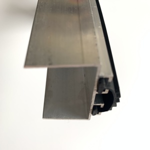 <span class=keywords><strong>Seuil</strong></span> <span class=keywords><strong>de</strong></span> <span class=keywords><strong>porte</strong></span> en alliage d'aluminium <span class=keywords><strong>Seuil</strong></span> <span class=keywords><strong>de</strong></span> <span class=keywords><strong>porte</strong></span> <span class=keywords><strong>de</strong></span> <span class=keywords><strong>garage</strong></span> Brosse <span class=keywords><strong>de</strong></span> <span class=keywords><strong>seuil</strong></span> <span class=keywords><strong>de</strong></span> sol Installation facile - Product Image 6