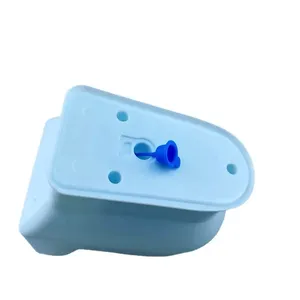 Pisetera de plástico unisex creativa con pulverizador de agua <span class=keywords><strong>para</strong></span> todo <span class=keywords><strong>el</strong></span> cuerpo, regalos y juguetes de broma <span class=keywords><strong>para</strong></span> <span class=keywords><strong>el</strong></span> Día de los Inocentes, pequeña pisetera de broma - Product Image 1