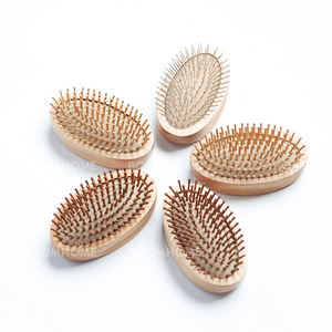 Fábricas en China logotipo personalizado alfileres de madera de bambú respetuosos con el medio ambiente masaje cuero cabelludo Natural Bio Vegan paleta desenredante cepillo de pelo de madera - Product Image 3