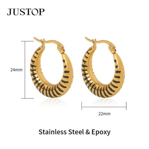 Diseñador 18K chapado en oro Vintage epoxi Acero inoxidable declaración pendientes C en forma de aro con gancho para las mujeres para la fiesta - Product Image 2