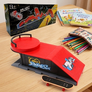 Nouveau Unique créatif Sports d'intérieur assemblage jouets Mini touche <span class=keywords><strong>Skate</strong></span> <span class=keywords><strong>Park</strong></span> pont camion rampe <span class=keywords><strong>Kit</strong></span> avec matière plastique - Product Image 4