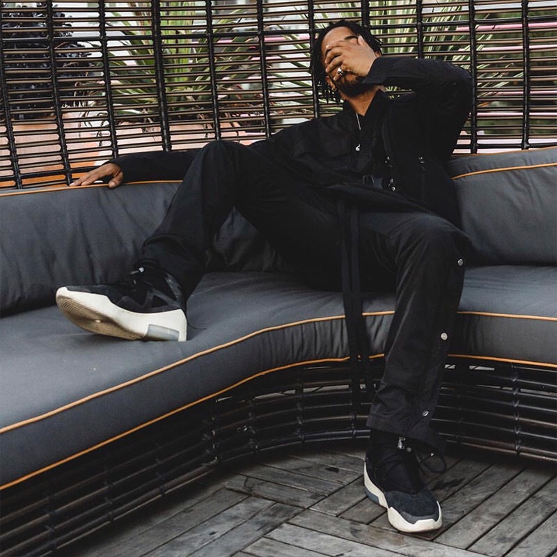 Side Snap Nylon Pants - Black | mnml | shop now