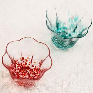 Ensemble de saké en verre cristal de style japonais, modèle coloré à pointes bouclées, fabriqué en Chine, un pot et deux verres, cadeau de mariage ou d'anniversaire - Product Image 4