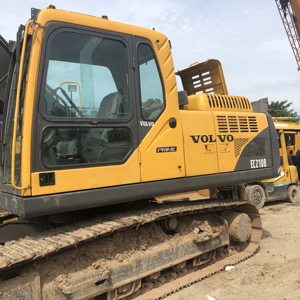 Excavadora Volvo EC210BLC usada de alta eficiencia Horas DE TRABAJO bajas en stock para la venta en Shanghai - Product Image 1