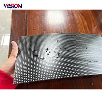 Módulos de Pantalla LED GOB Flexibles y Creativos para Exteriores Tipo Cinta Suave P2.5 P3 P4 P5 Impermeables 320x160mm Video Wall LED Personalizado IP65