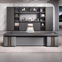 Bureau de direction robuste et élégant, parfaitement pratique pour le mobilier de bureau