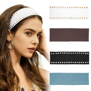 Serre-tête large Tiyo orné de strass en tissu tricoté élastique, accessoire capillaire décontracté pour femme, ensemble de couleurs blanc, noir, bleu marine et café - Product Image 1