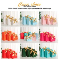 High-End Aangepaste Logo Dameskleding Handtas Corporate Kerst Nieuwjaar Souvenir Kraft Materiaal Gecoate Papieren Zakken