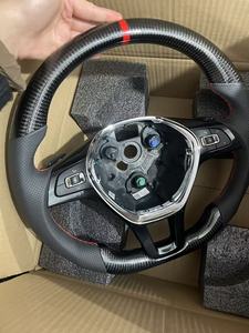 พวงมาลัยกีฬาหุ้มหนังคาร์บอนไฟเบอร์ สำหรับรถยนต์ Volkswagen VW Golf <span class=keywords><strong>5</strong></span> MK6/<span class=keywords><strong>MK7</strong></span>/MK8 <span class=keywords><strong>Jetta</strong></span> Passat B8 Polo Tiguan GTI แบบเสียบใช้งานได้ทันที - Product Image 4