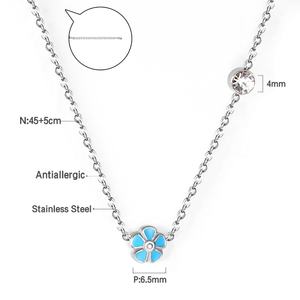 Joyería Personalizada al por Mayor, Collar con Colgante de Cadena en Forma de Flor, Chapado en Oro de 18K, Acero Inoxidable - Product Image 3