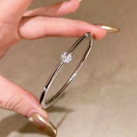 Nouveauté Cadeau de la Saint-Valentin Anniversaire Femme Bijoux Argent Sterling 925 Moissanite Bracelet Planète