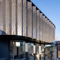 Panneaux de façade décoratifs en aluminium perforé, revêtement mural en métal découpé au laser pour appartements, hôtels et décoration extérieure de bâtiments