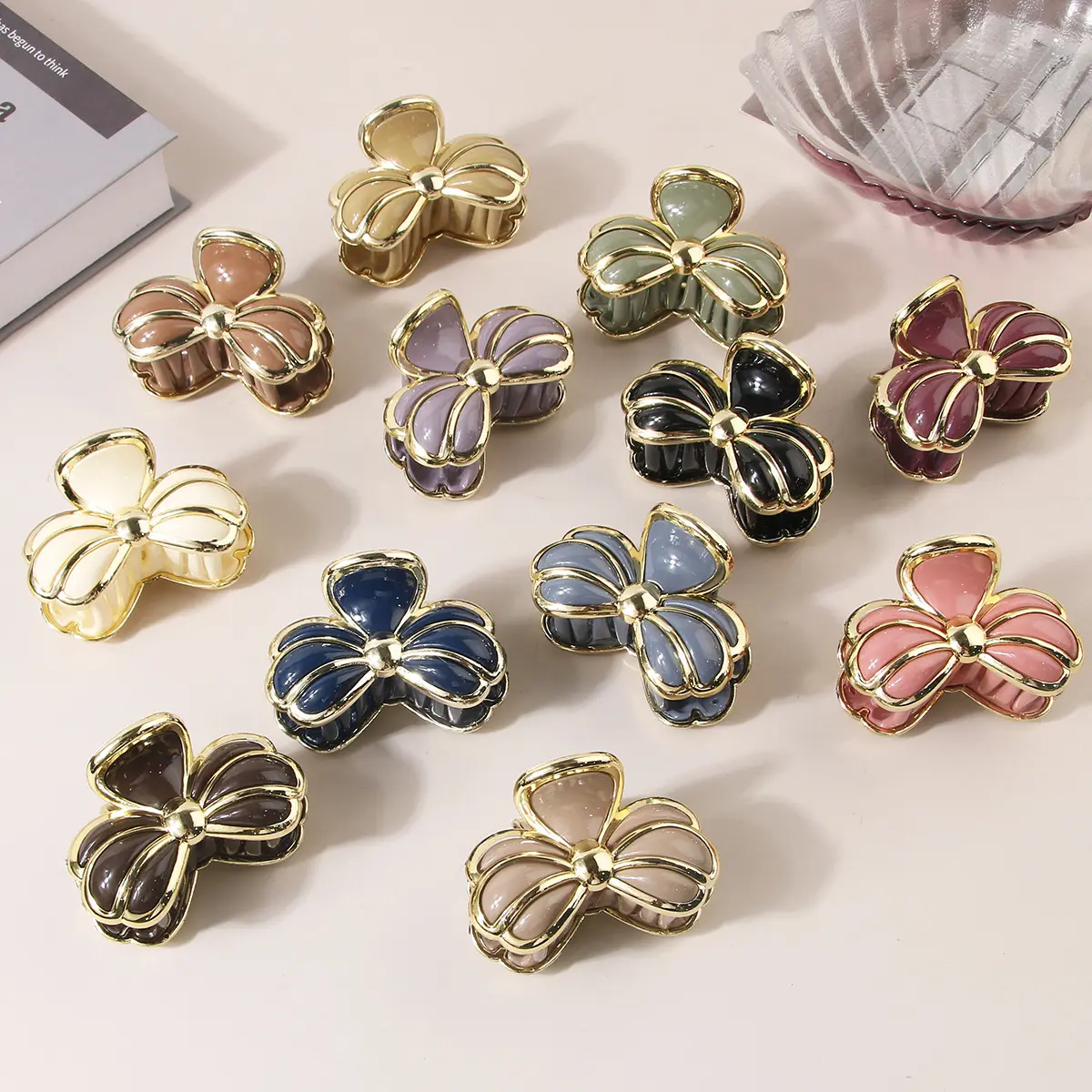 Medium Size Bowknot Hair Clips for Women Cute Colorful Plastic Hair Claws Metal Clips Bow Clips Wholesale