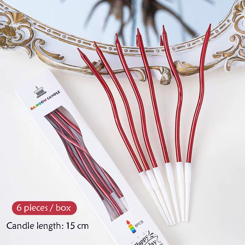 Candeliere di colore rosso