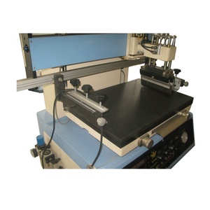 Imprimante sérigraphique pneumatique semi-automatique à écran plat, état neuf, panneau de commande électrique pour bracelets, cartes, étiquettes, papier - Product Image 4