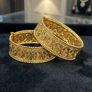 กำไลข้อมือ Kanhai Jewels สีชมพูมิ้นท์โบราณ แบบเปิดได้ ชุบทอง ทำจากทองแดงผสม 2 ชิ้น สำหรับผู้หญิง ปราศจากนิกเกิลและตะกั่ว - Product Image 3